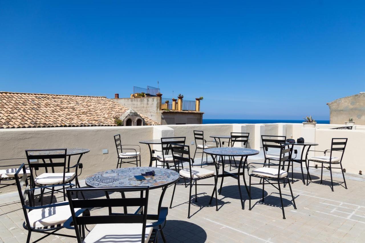 All'Angolo Della Torre Tropea Exterior photo